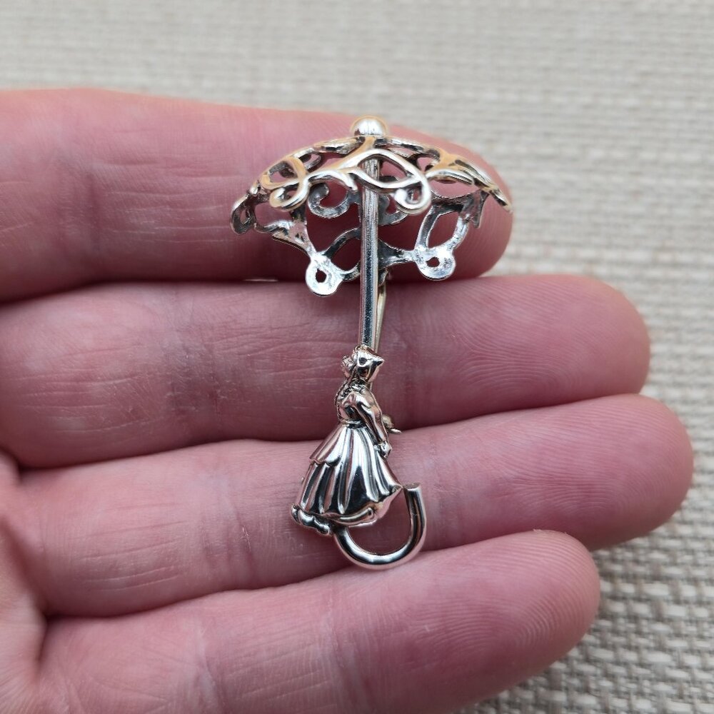 Sterling Silver Little Dutch Girl Umbrella Pin Brooch B584
